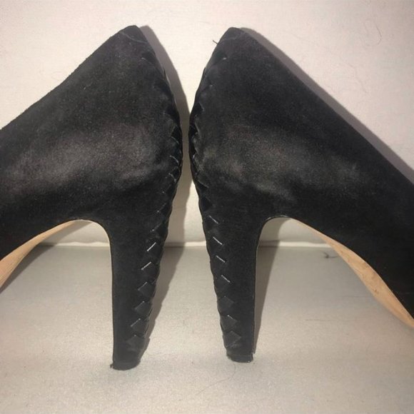 DKNY black suede pumps size 11 - Picture 2 of 3